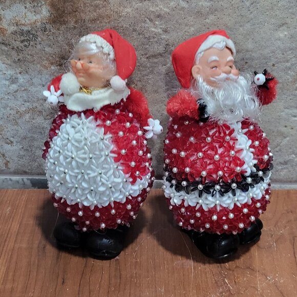 Vintage Folk Art Hand Beaded Dancing Mrs Claus & Santa Claus Christmas Decor - Picture 8 of 11